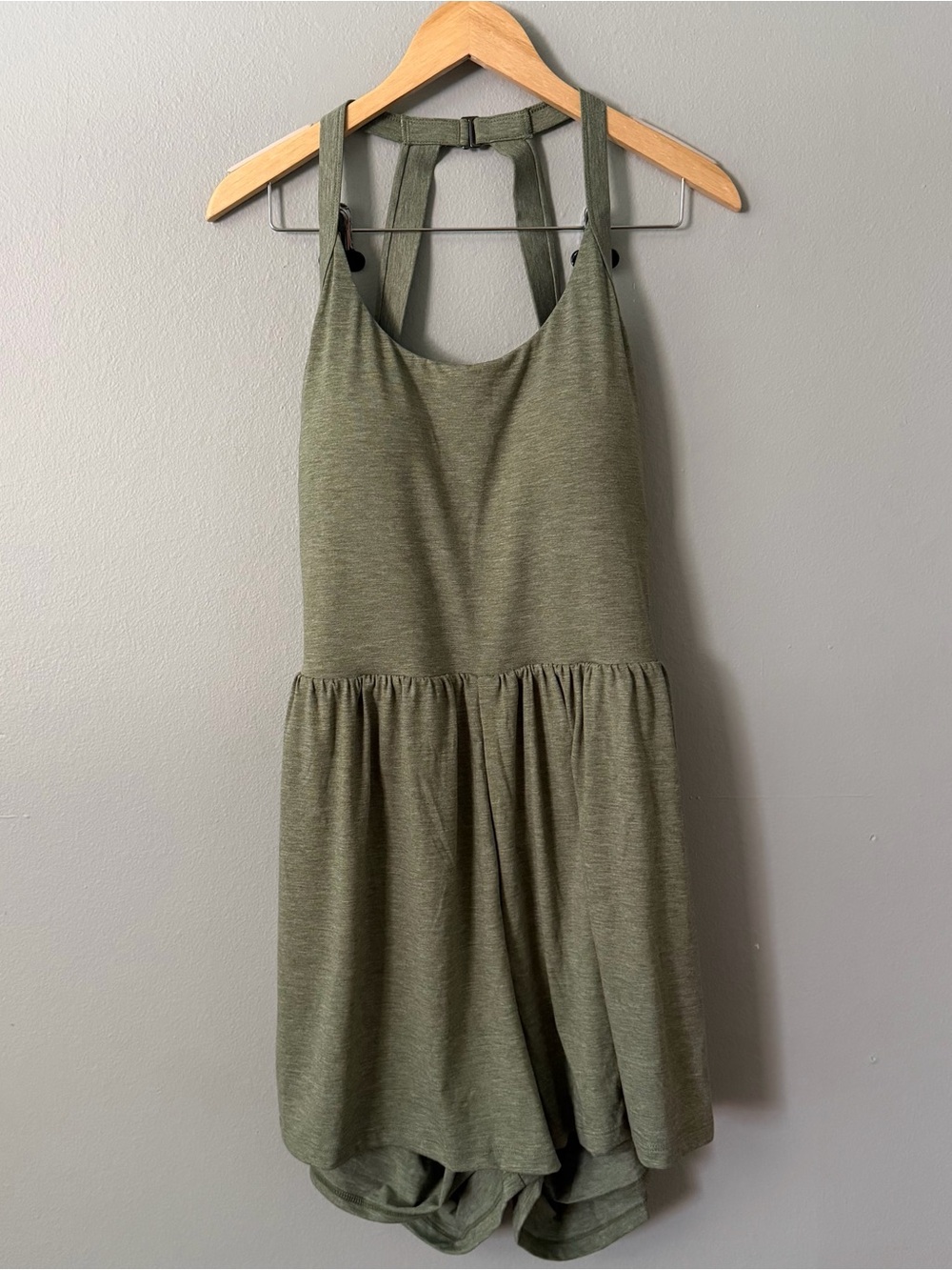 Halara Green Athletic Exercise Dress Romper Pockets Built-In Bra & Shorts XL - Picture 4 of 10